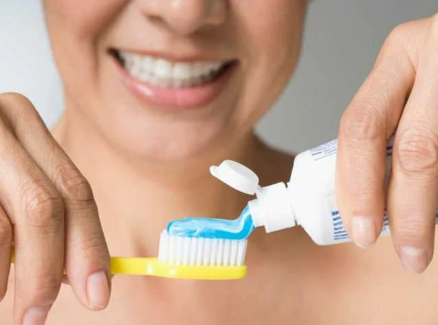 Выбор фторидсодержащей пасты для защиты зубов