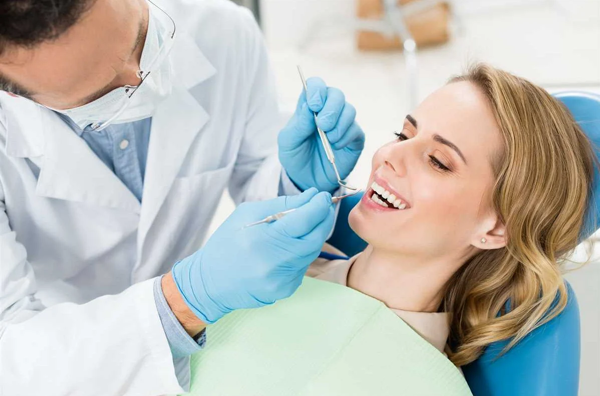 Как стоматологический осмотр помогает выявить заболевания?