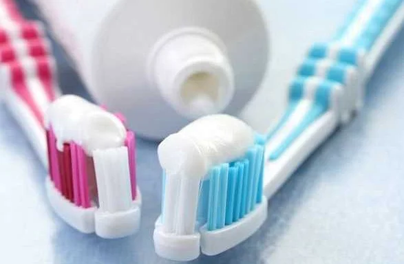 Паста для чистки зубов: гель или паста?