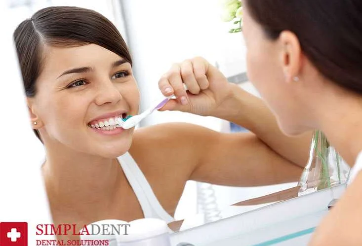 Оптимальные методы отбеливания зубов дома
