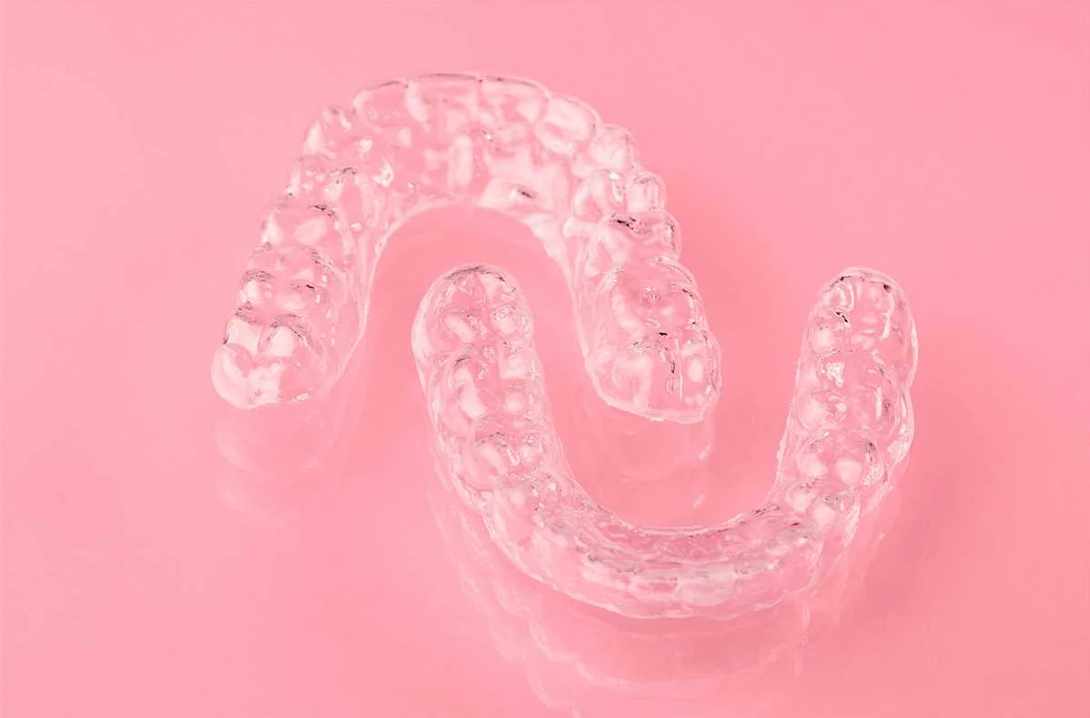 Чем отличается ортодонтия от ортопедической стоматологии?